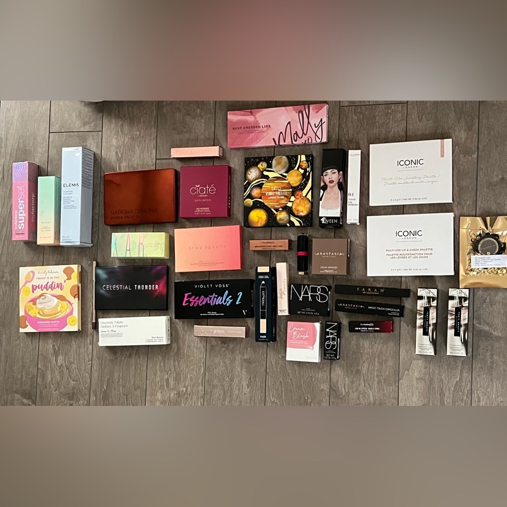 MUST GO!!!!Make up lot SOLD!
